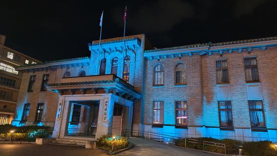 議事堂ライトアップ