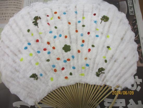 画像：うちわの制作例