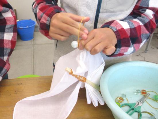 画像：絞り染めの工程