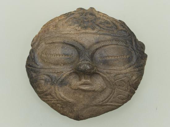 画像：青森県つがる市木造亀ヶ岡出土・土面