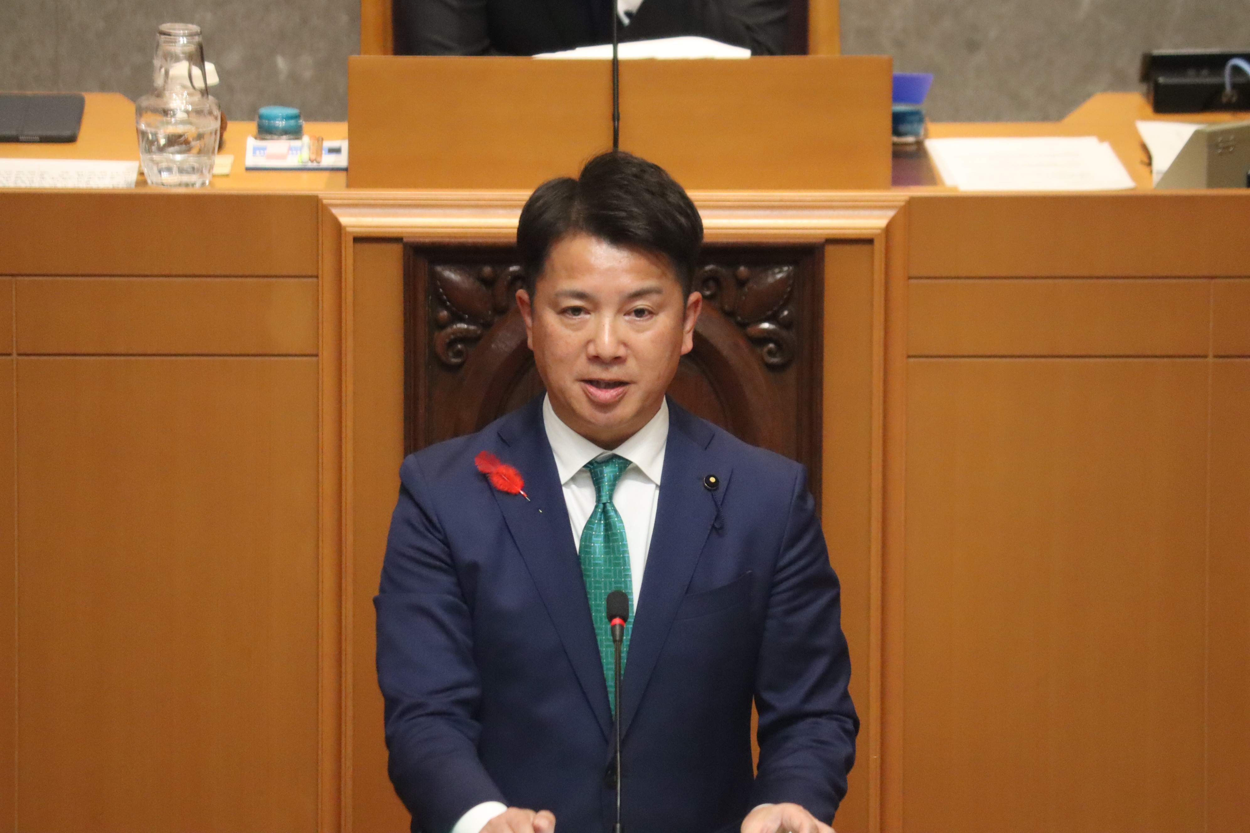 R71209定例会代表質問臼井議員