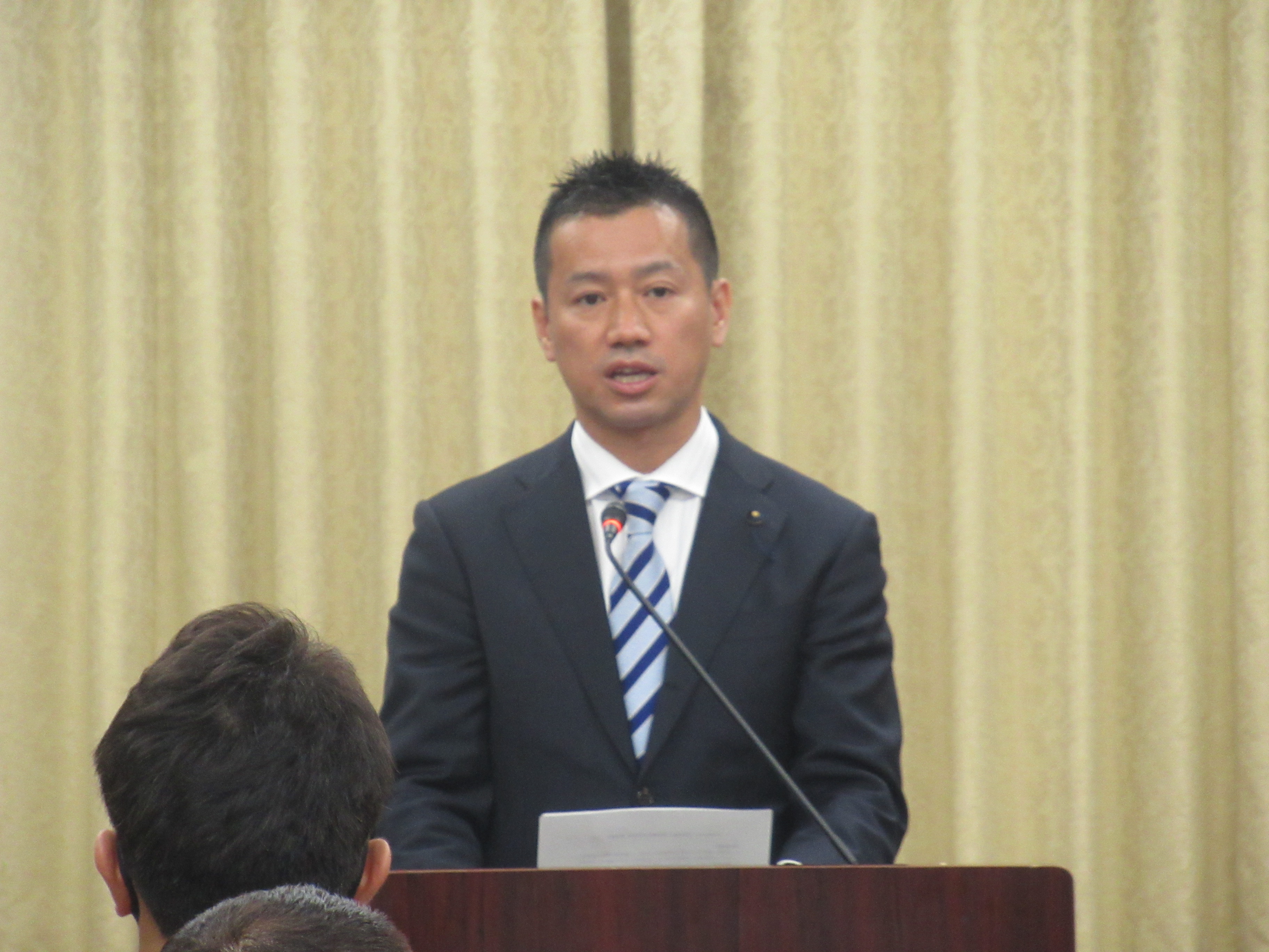R80323所信表明会宮本議員