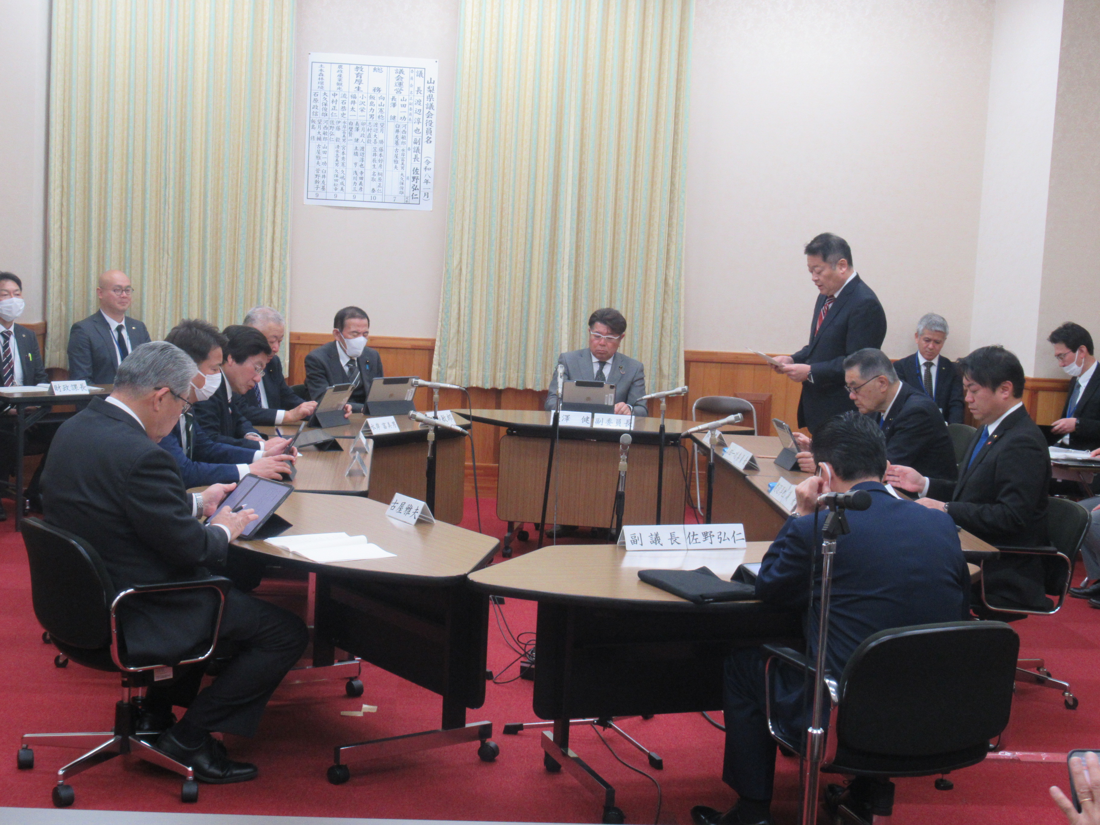 R80323各会派代表者会議知事あり
