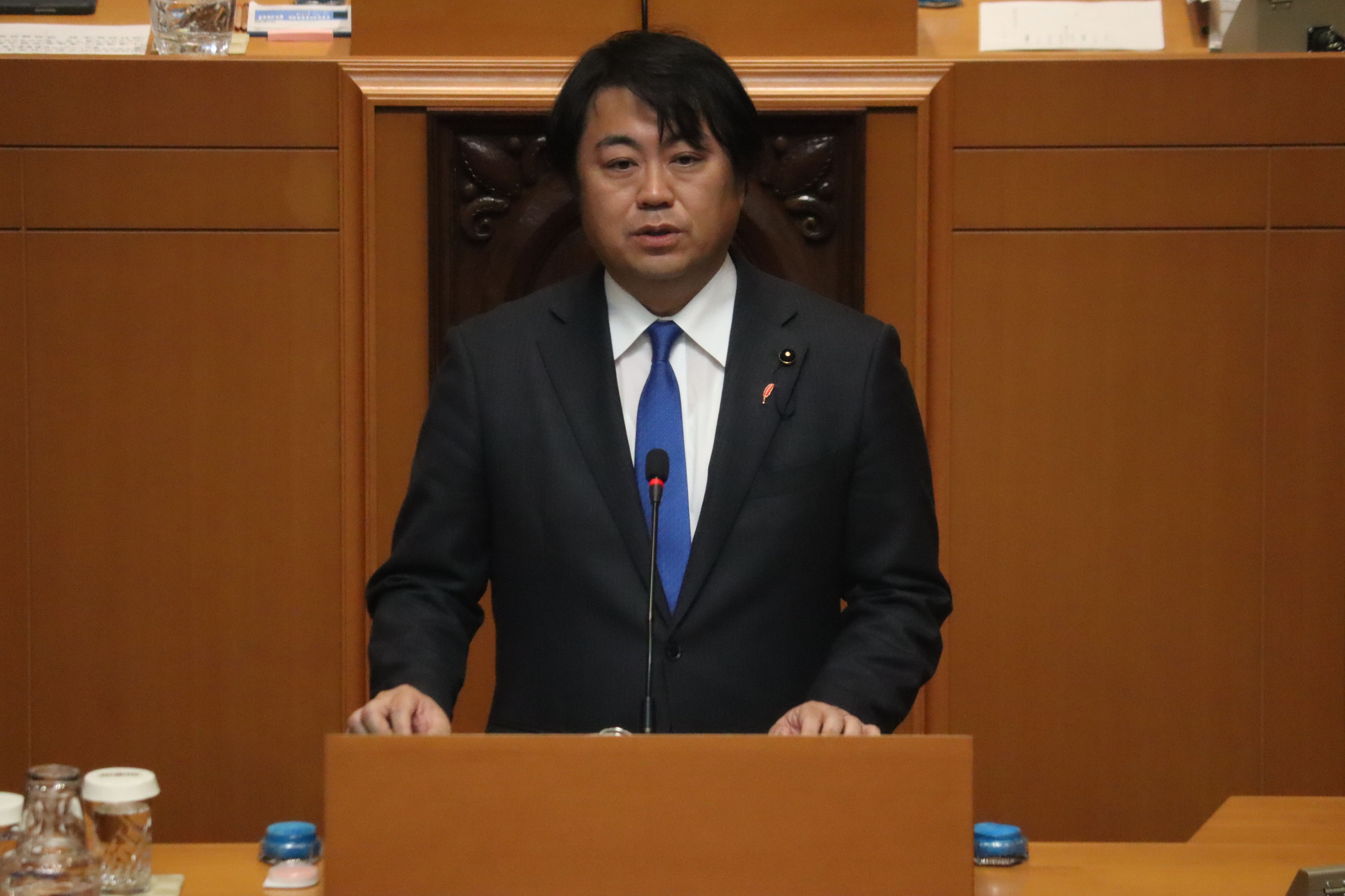 R802172月定例会開会渡辺議長