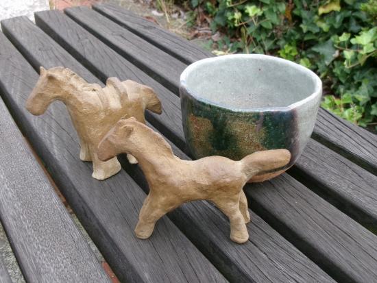 画像：干支の土鈴と陶器の制作例