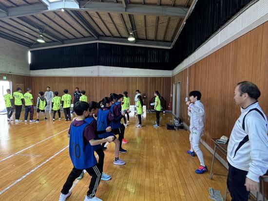 フェンシング４