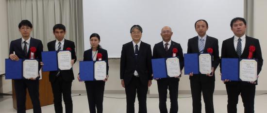 総長と受賞者6名