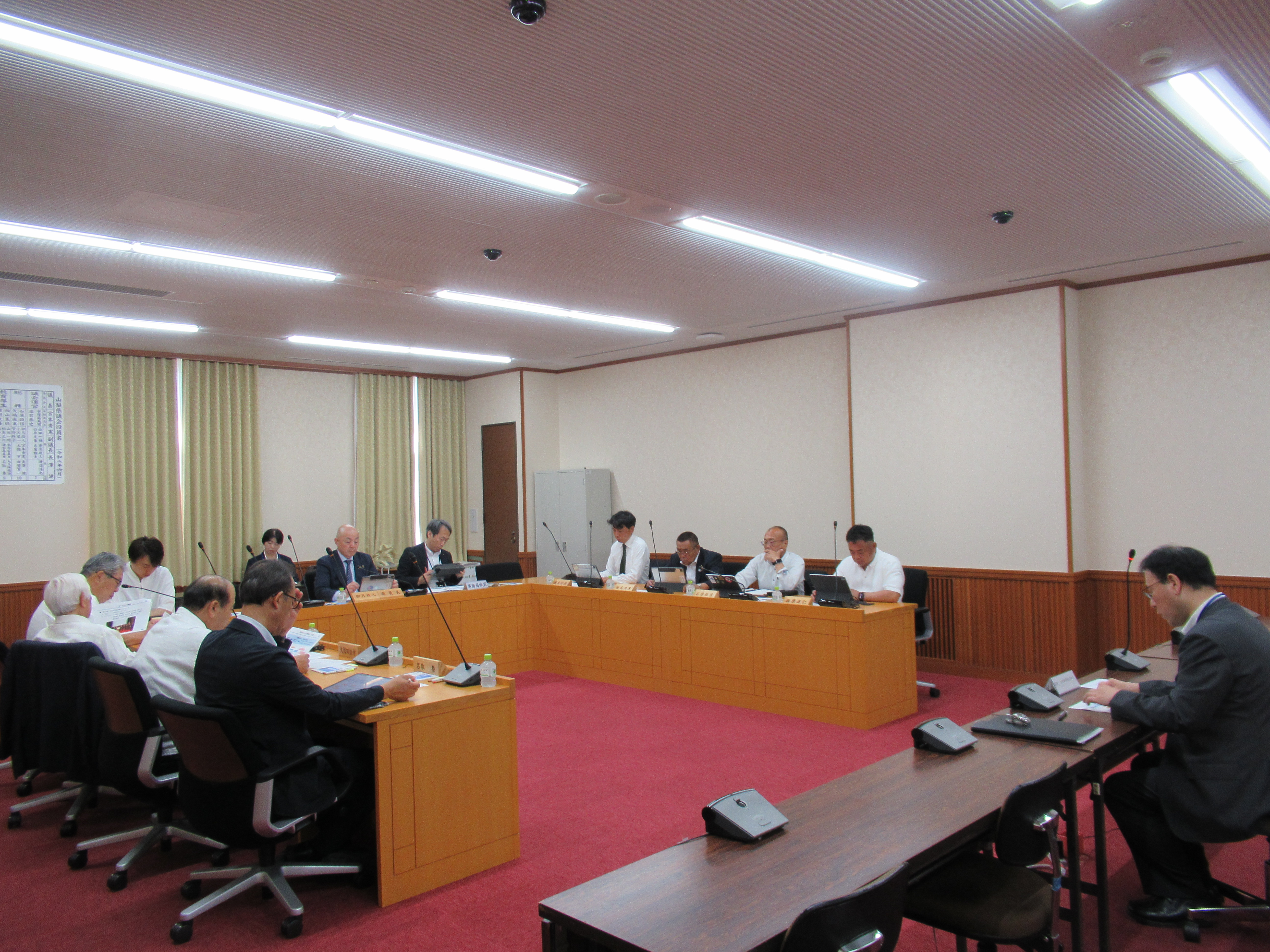 R80619新たな時代の国際交流の推進に関する政策提言案作成委員会)