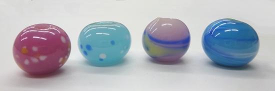 画像：トンボ玉の制作例