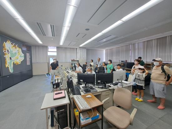 工作教室-制御室見学