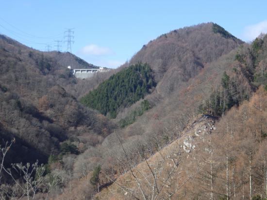 県道柳平塩山線の途中から2025年11月26日の写真