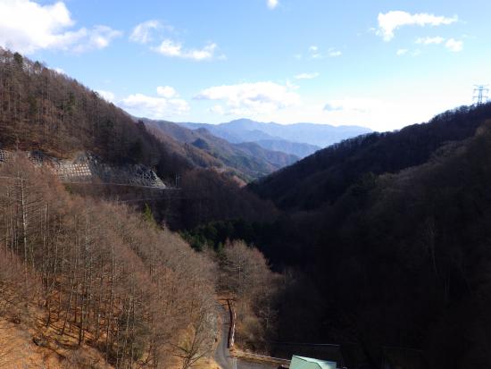 ダム堤体下流側から2025年11月26日の写真