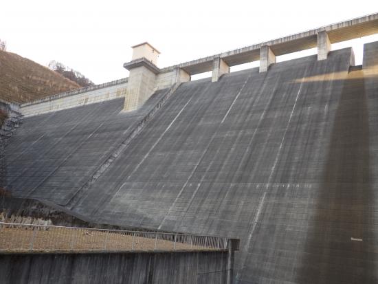 ダム直下から2025年11月26日の写真